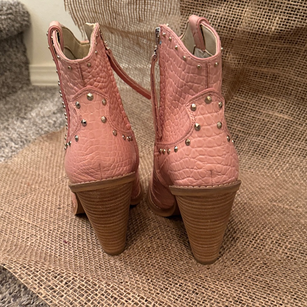 Sam Edelman Pink Croc-Embossed Booties - Picture 4 of 5